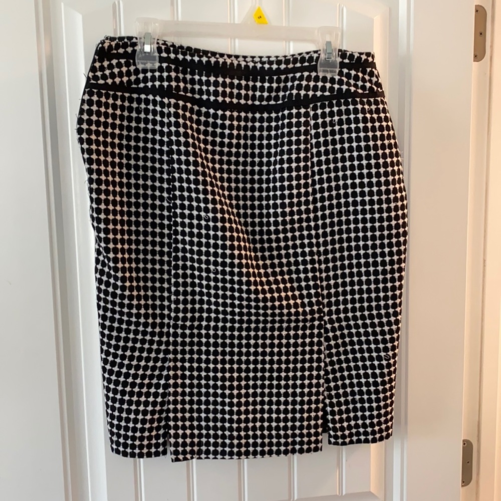 Black + White pencil skirt